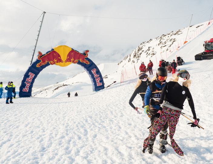 Bild från Red Bull Homerun 2016 Utklädnad & Mingel